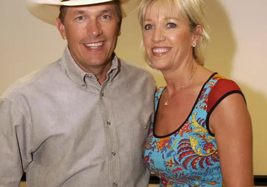 Rare Look Inside Norma Strait’s Life — The Woman Behind the Legend, In