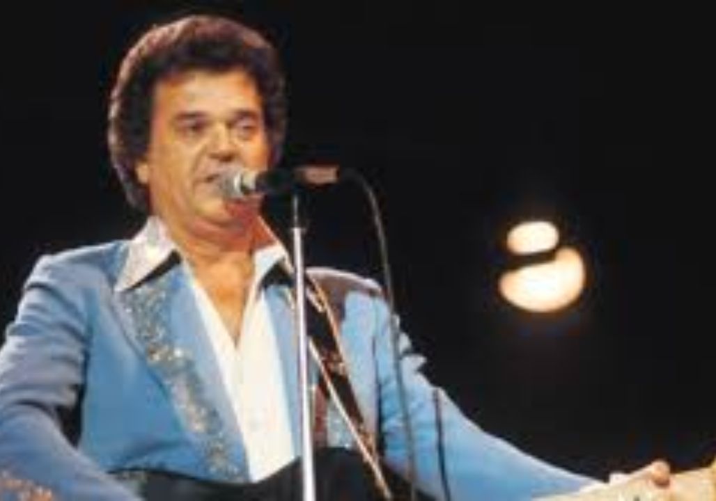 LỜI TẠM BIỆT ĐAU LÒNG: Buổi diễn cuối cùng của Conway Twitty — Chuyến xe buýt ...